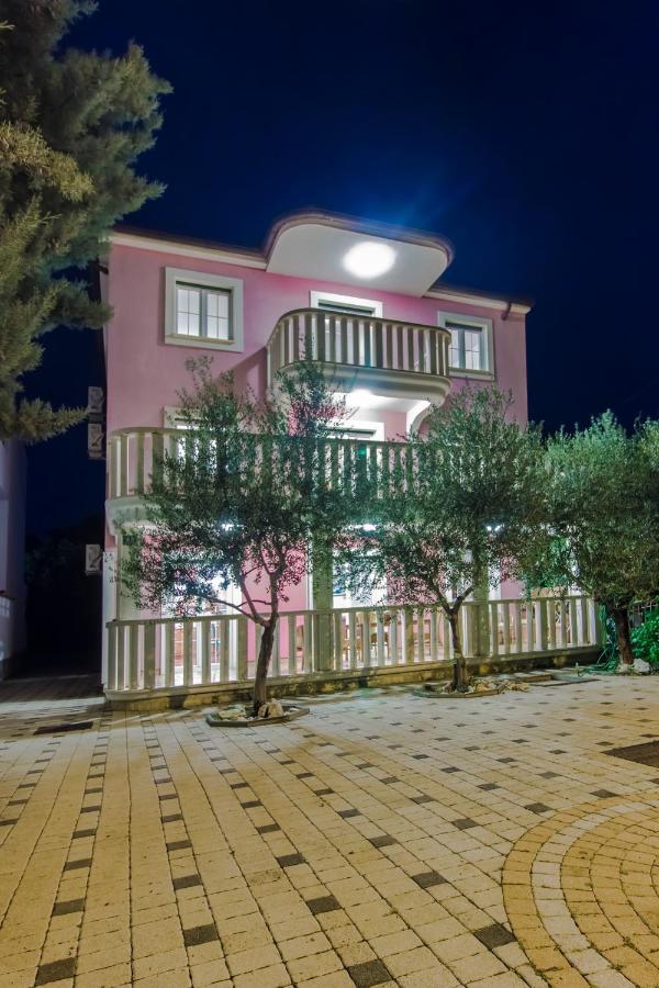 Villa Magica Pirovac Exterior foto